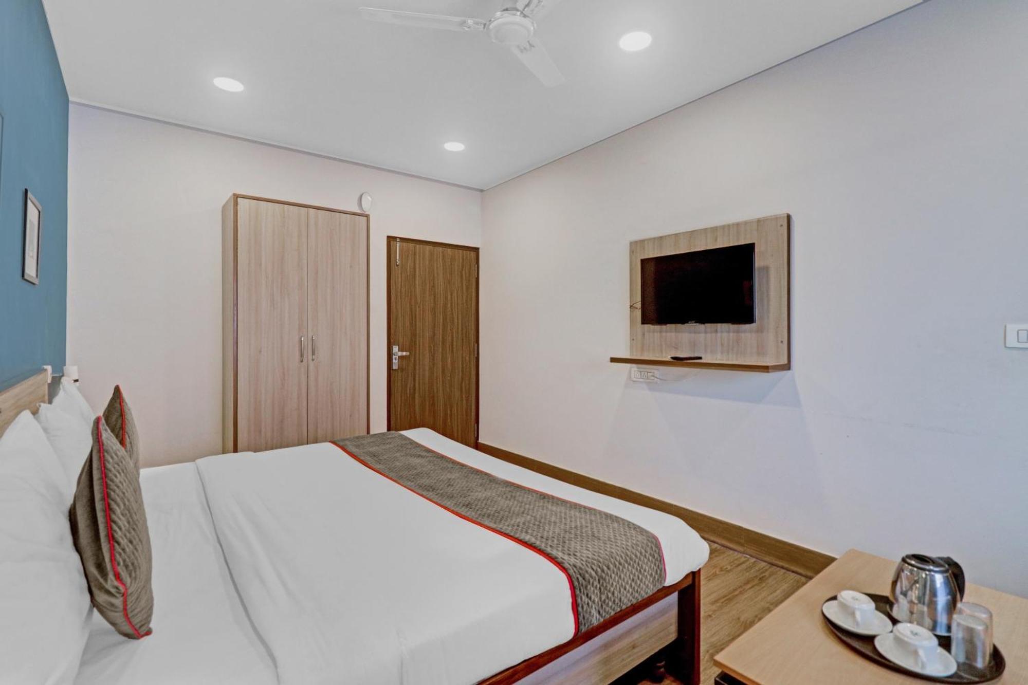 Hotel O Bharat'S Heritage Új-Delhi Kültér fotó